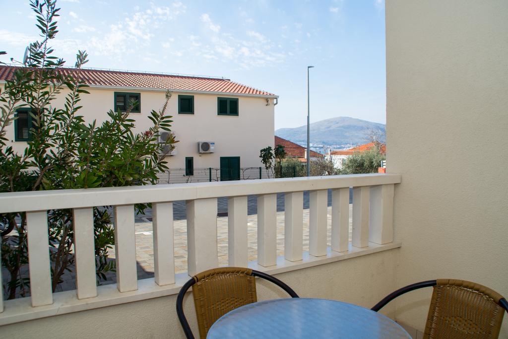Apartment Lara Iva Trogir Kültér fotó